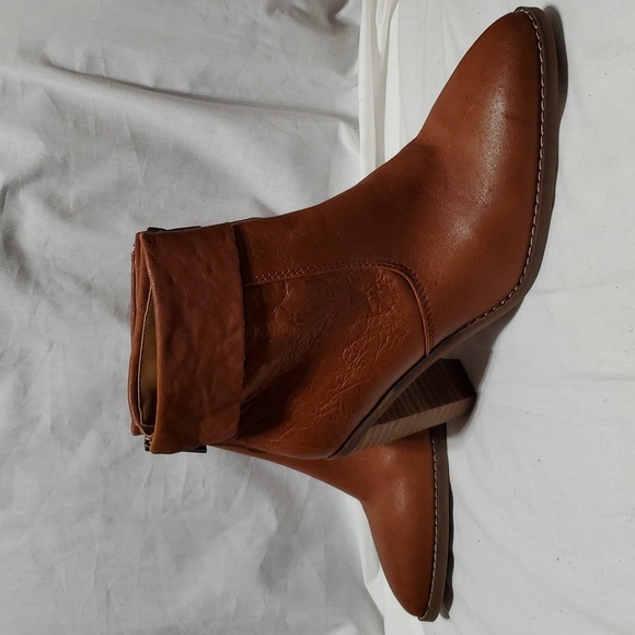 Lucky brand nycott leather cuffed heeled ankle bootie euc caramel brown - Picture 1 of 9